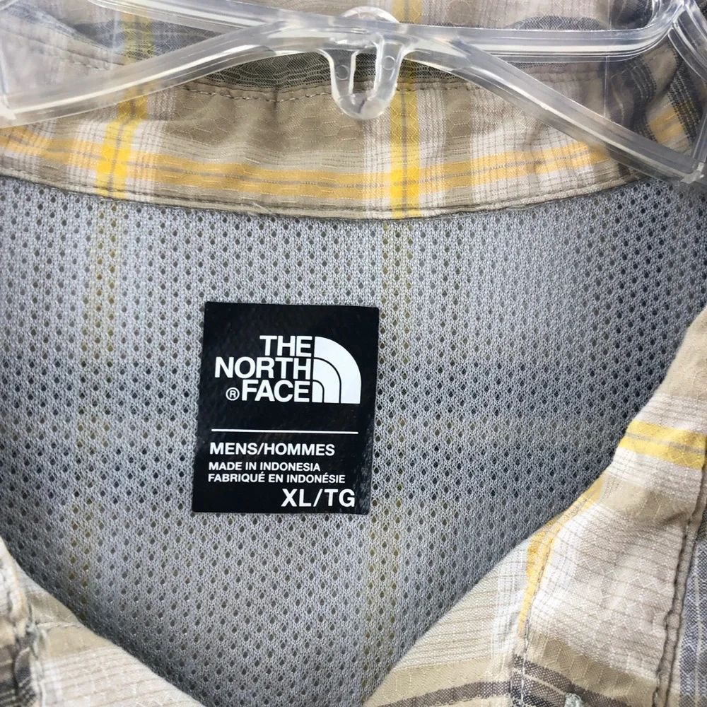 North Face Shirt Mens XL Tan Fishing Vent Zipper Pockets Fast Drying Button Up